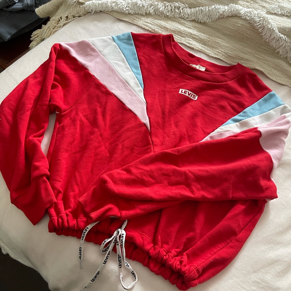 levi’s princess polly sweatshirt